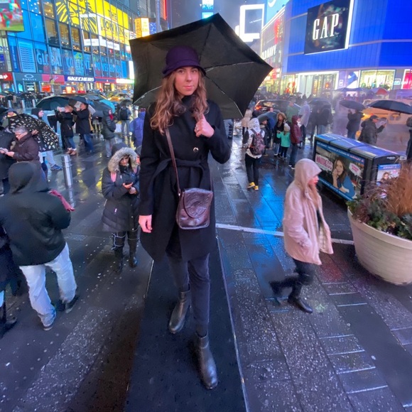 Meet your Posher, Sarah! - Picture 1 of 1